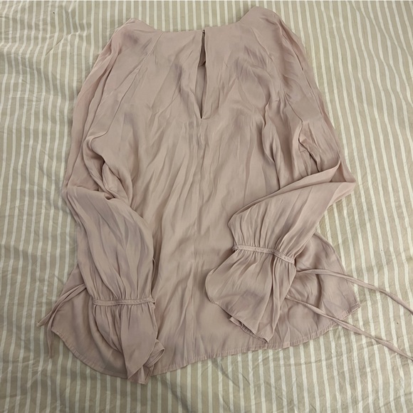 ESLEY - BLUSH COLOR LONGSLEEVE - Picture 2 of 3